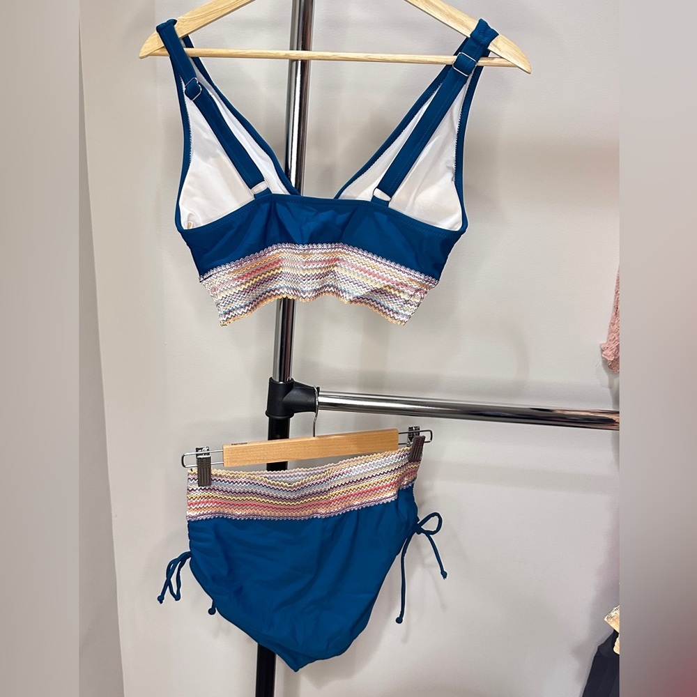 Blue and Multicolor Women's Bikini Set - Picture 4 of 5